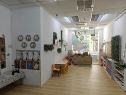 Kingston Terrace (D14), Retail #481528711